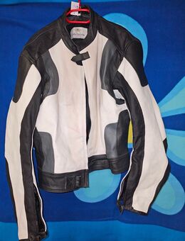 Verkaufe eine Motorrad Jacke der Marke Edelnice 4XL - Roding Zentrum