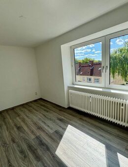 Renovierte 3-Zimmerwohnung mit Balkon in Gebhardshagen - Salzgitter