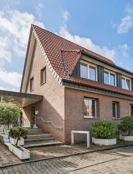 Viel Raum für Wohnideen - Tolles Zweifamilienhaus mit viel Platz und großem Grundstück in Altenberge - Altenberge