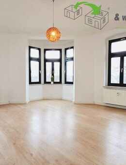 Stilistische 2-Raum-Wohnung mit Einbauküche & exklusivem Eck-Wohnzimmer - Chemnitz