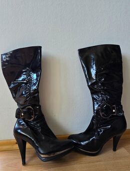 ELEGANTE STIEFEL, DAMEN, GR. 40, LACKLEDER - München