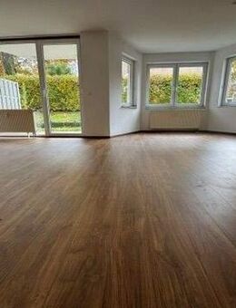 +++ Helle Wohnung mit Einbauküche, Terrasse und Tiefgarage in ruhiger Lage+++ - Chemnitz