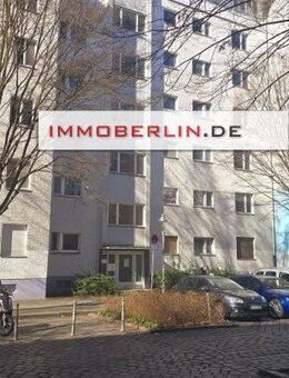 IMMOBERLIN.DE - Lichtdurchflutete Wohnung mit ruhiger Westloggia - Berlin