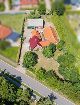 Drei Wohneinheiten mit Potenzial - vielseitige Immobilie in Ostfriesland nahe der Nordsee - Utarp