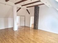 Saniertes Einfamilienhaus mit 2 Garagen, Lagerhalle und einer ehemaligen Gaststätte als Hobby - Torgau