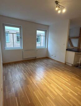 Helle 2-Zimmer-Wohnung (68 m²) in Top-Lage Fürther Fußgängerzone - inklusive Einbauküche! - Fürth