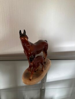 Porzellanfigur Stute und Fohlen - Bad Oeynhausen