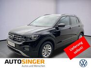 VW T-Cross, 1.0 TSI Life, Jahr 2023 - Kaufbeuren