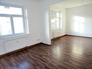 * Einzug sofort ! * 2 Zimmer Wohnung in Werdau West zu vermieten! - Werdau