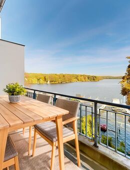 Bezugsfreie Eigentumswohnung mit Wasserblick - Potsdam