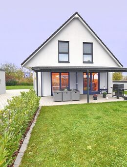 Modernes und neues KFW 55 Niedrigenergiehaus zu verkaufen - Neufahrn (Niederbayern)
