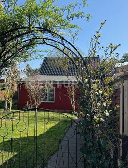 Mehr Haus fürs Geld: Geräumiges Platzwunder mit Pool, Sauna & Doppelcarport in Zepernick - Panketal