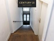 Stadtliebhaber und Singles aufgepasst! Top modernisierte 2,5 - Zi- Whg. direkt am Stgt. Marienplatz - Stuttgart