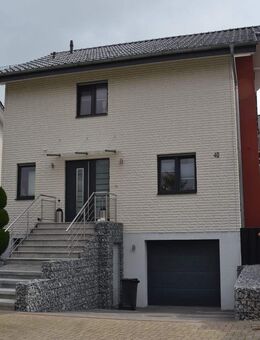 Solides Einfamilienhaus in ruhiger Sackgasse im Zentrum von Ubbedissen - Bielefeld