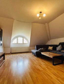 2-Zimmer-Obergeschoßwohnung inkl. Einbauküche in toller Wohnlage von Roding! - Roding