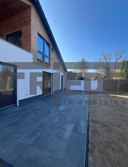 Hochwertige Erdgeschosswohnung mit moderner Ausstattung und großem Garten! Mitten in Uelzen - Uelzen