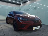 Renault Clio, Zen TCe90 Style-Paket, Jahr 2022 - München