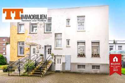 TT bietet an: Große und sehr attraktive 4-Zimmer-Atriumwohnung mit Balkon im 1. Obergeschoss!