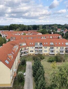 Wohnen in ruhiger, grüner Lage - Geräumige 2-Zi.-Whg. mit Balkon u. guter Ausstattung! - Borna