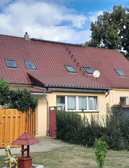Wohnhaus mit 3 Wohnungen mit sehr guter Rendite bei Kremmen - Kremmen