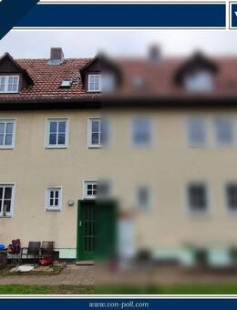 Eine Hälfte des Mehrfamilienhaus mit sechs Wohneinheiten - Wanfried