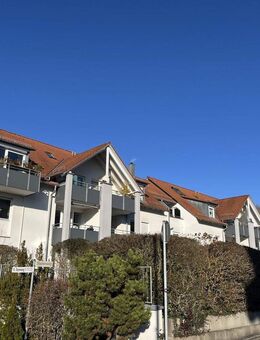 Ehningen: Sonnige 3.5 ZW-Maisonette mit Garage und Stellplatz - Ehningen
