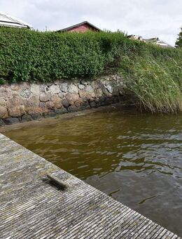 Diskrete Vermarktung - Haus auf dem Holm mit eigenem Steg in die Schlei - Schleswig