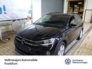 VW Taigo, 1.0 TSI Life IQ Light Taigo, Jahr 2023 - Frankfurt (Main)