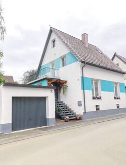 MG - Hochspeyer: Saniertes Einfamilienhaus mit Garage und tollem Garten - Hochspeyer