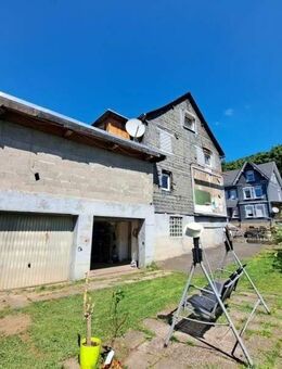 NEUER PREIS !!! Doppelhaushälfte mit großem Grundstück - Neunkirchen (Nordrhein-Westfalen)