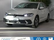 VW Polo, 1.0 l TSI MOVE OPF, Jahr 2023 - Blaufelden