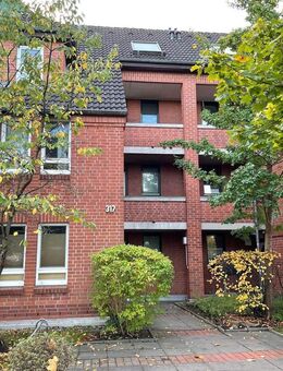 Gut vermietete Wohnung mit Garagenstellplatz in Kronshagen - Kronshagen