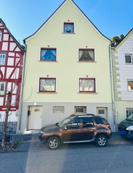 Solides Zweifamilienhaus in St.Goarshausen-Wellmich - Sankt Goarshausen
