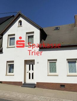 Einfamilienwohnhaus mit großem Grundstück in Züsch - Züsch