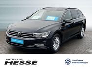 VW Passat Variant, 1.5 TSI Business, Jahr 2023 - Sottrum