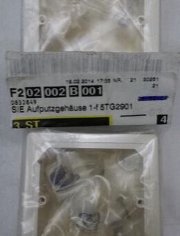 Siemens Aufputzgehäuse 1-Fach 5TG2901 IP44 Titanweis neu OVP - Berlin Friedrichshain-Kreuzberg