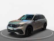 VW Tiguan, 2.0 TSI Allspace R-Line |, Jahr 2022 - Deggendorf