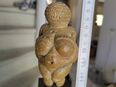 Venus von Willendorf in 81545