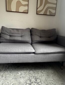Graues 2-Sitzer-Sofa in gutem Zustand - Hannover