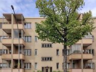 Familienfreundliche 5-Zimmer-Dachgeschosswohnung mit 2 Balkonen in toller Lage von Steglitz! - Berlin