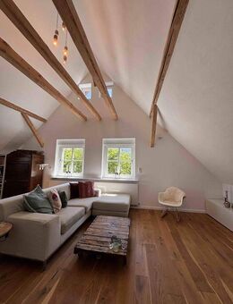 Individuelles Traumhaus mit Charme, Gartenidylle & vielen liebevollen Details - Hünfelden