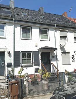 PURNHAGEN-IMMOBILIEN - Modernes und gepflegtes Reihenmittelhaus in ruhiger Sackgassenlage von Aumund - Bremen