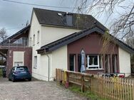 Freistehendes Einfamilienhaus mit separatem vermietetem Bungalow - Morbach