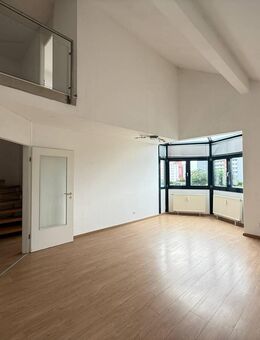 Exklusive 3-Zimmer-Wohnung mit Balkon - Leben auf zwei Etagen - Limburgerhof