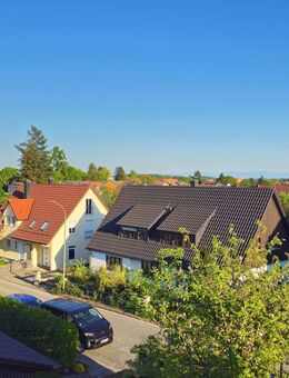Dachgeschosswohnung zum Wohlfühlen in sehr guter Lage - Prov.-frei - Ebersberg