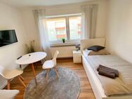 3 Zimmer Wohnung mit WLAN, 3x TV, Küche mit Essplatz, Waschmaschine, Trockner und Balkon - Ludwigsburg