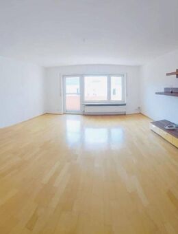Frisch renovierte, helle 3-Zimmer-Wohnung mit großer Terrasse im Herzen von Speyer - Speyer