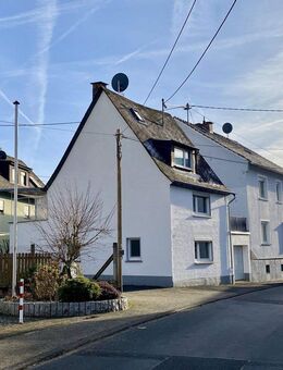Renoviertes Einfamilienhaus an der größten Rheinschleife im malerischen Mittelrheintal - Filsen