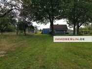 IMMOBERLIN.DE - Sanierungsbedürftiges Einfamilienhaus mit großzügigem Garten in ländlicher Lage - Oranienburg