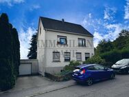 FREISTEHENDES 2 FAMILIENHAUS MIT GARTEN UND GARAGE IN ALTENWALD - EG SOFORT FREI - OG+DG VERMIETET - Sulzbach (Saar)